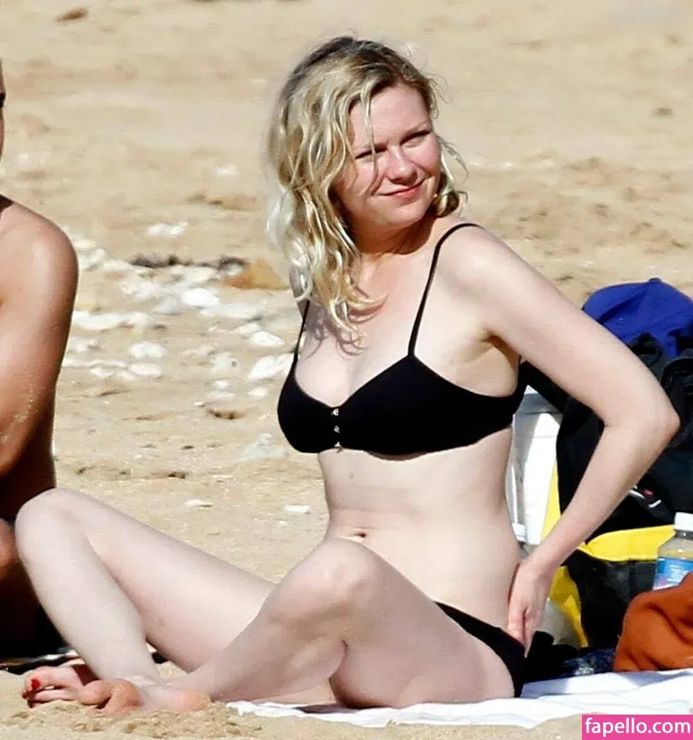 Kirsten Dunst Onlyfans Photo Gallery 