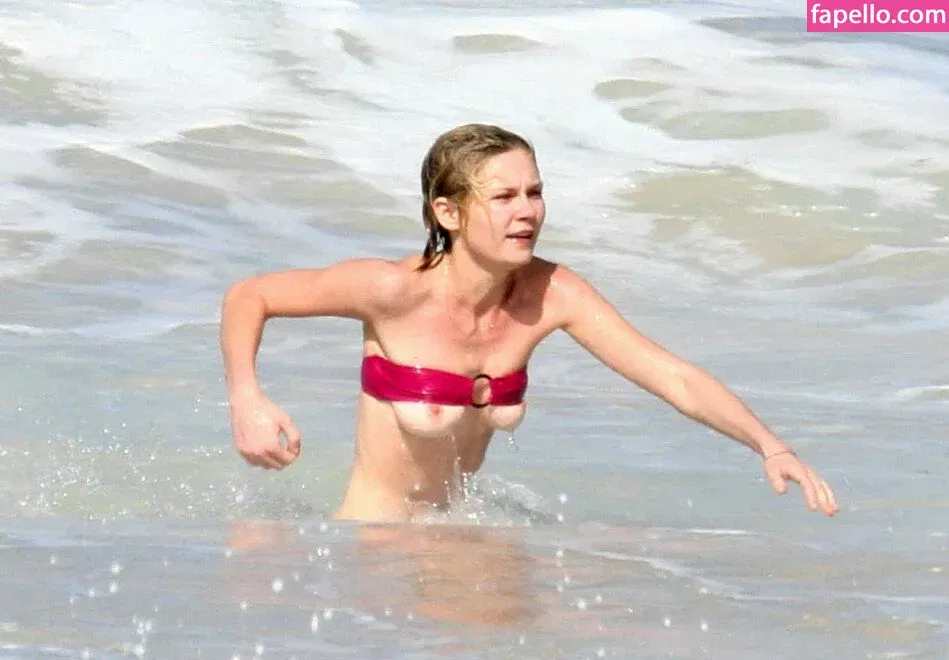 Kirsten Dunst Onlyfans Photo Gallery 