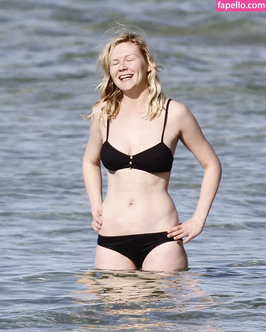 Kirsten Dunst Onlyfans Photo Gallery 