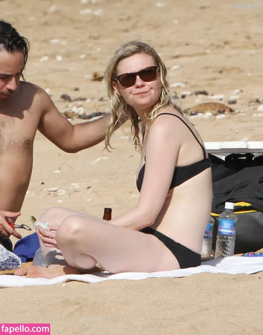 Kirsten Dunst Onlyfans Photo Gallery 