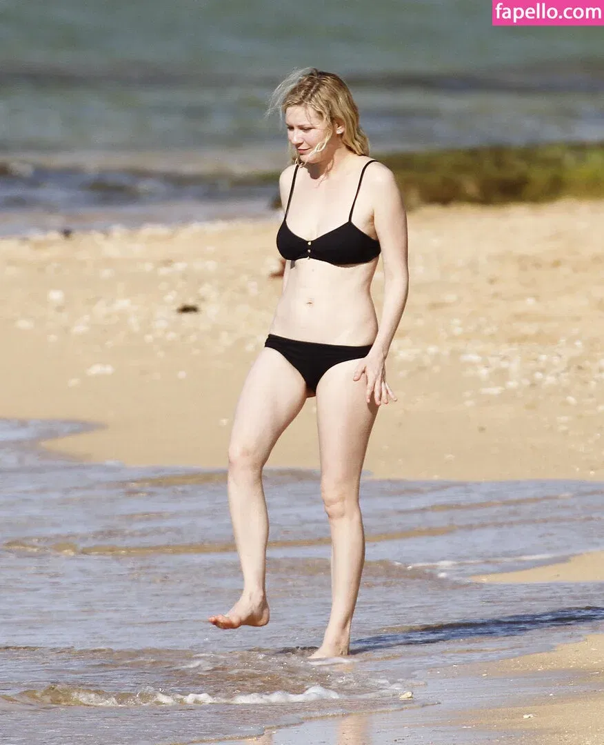 Kirsten Dunst Onlyfans Photo Gallery 