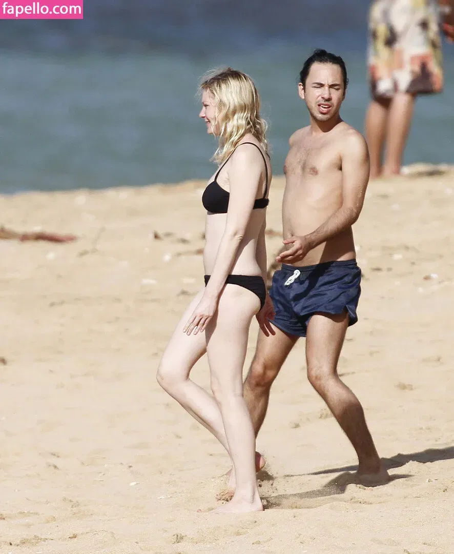 Kirsten Dunst Onlyfans Photo Gallery 