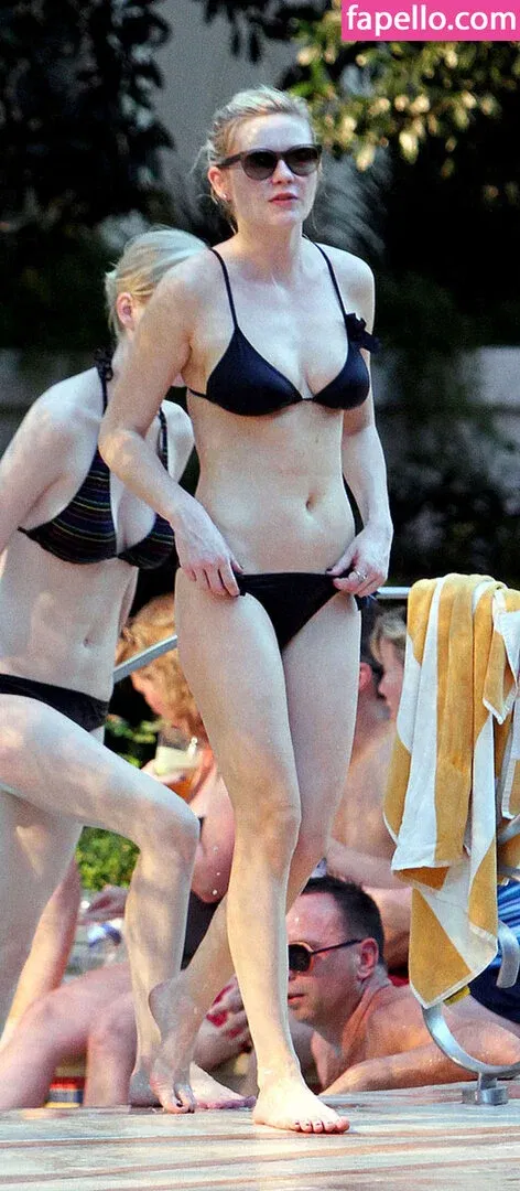 Kirsten Dunst Onlyfans Photo Gallery 