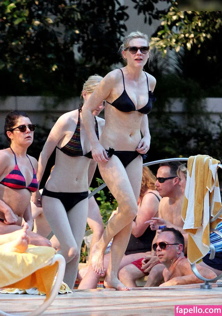 Kirsten Dunst Onlyfans Photo Gallery 