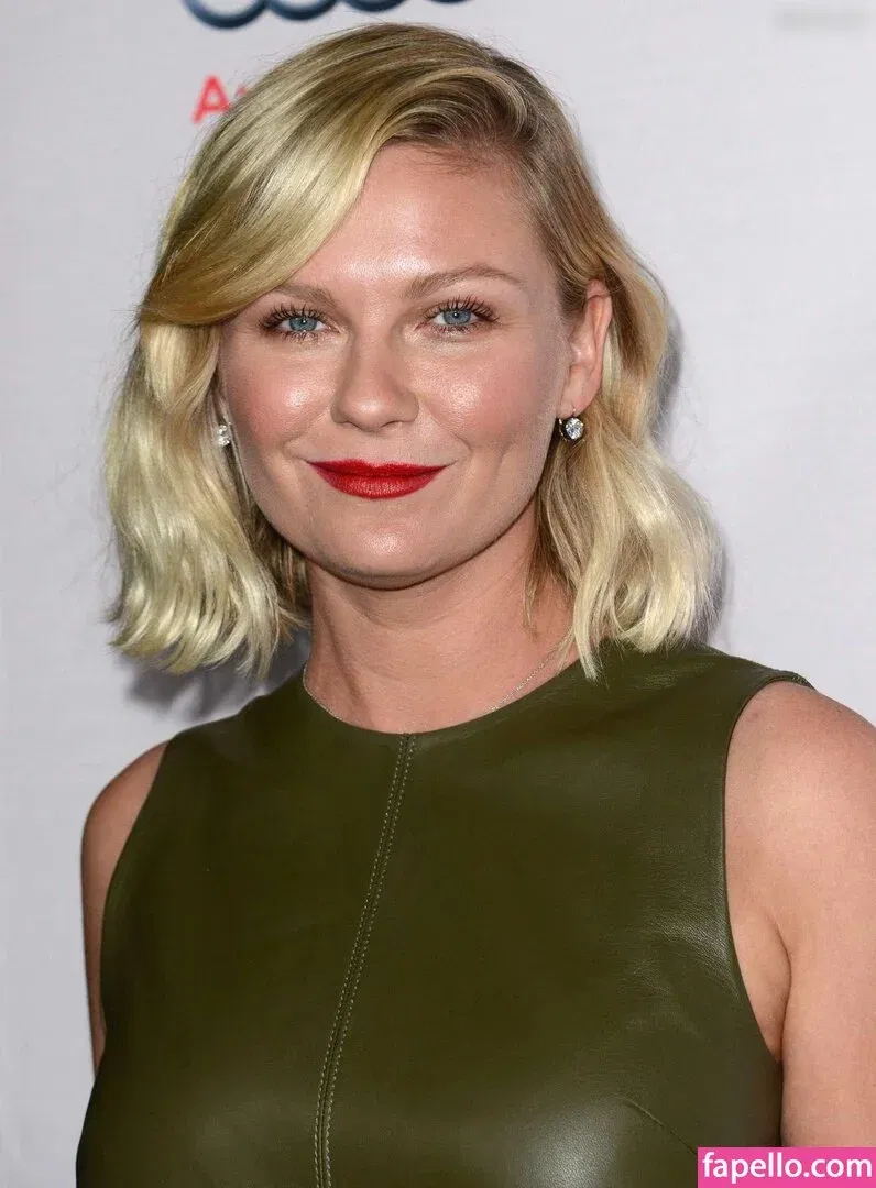 Kirsten Dunst Onlyfans Photo Gallery 