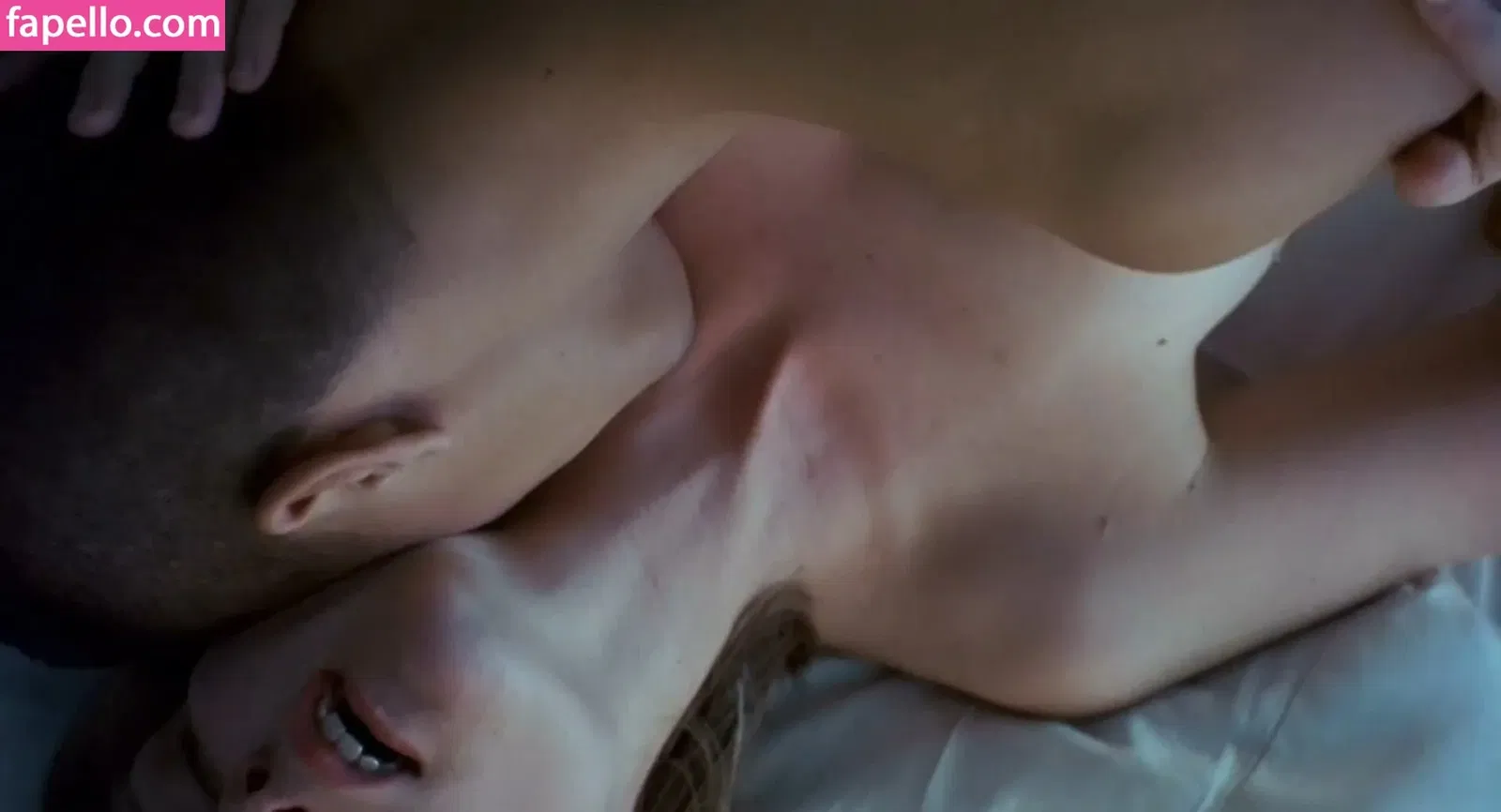 Kirsten Dunst Onlyfans Photo Gallery 