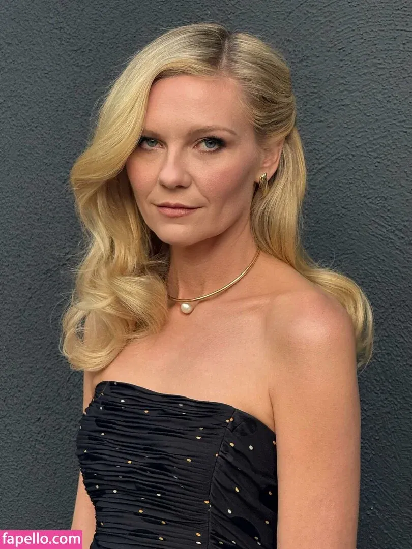 Kirsten Dunst Onlyfans Photo Gallery 