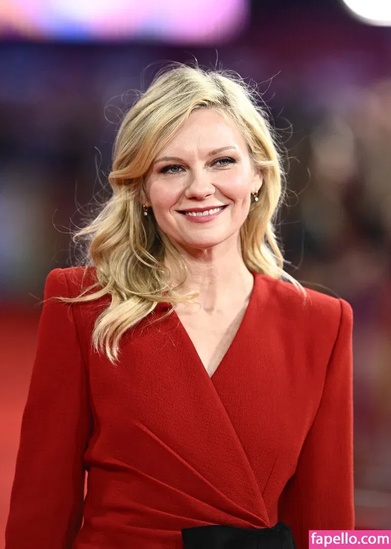 Kirsten Dunst Onlyfans Photo Gallery 