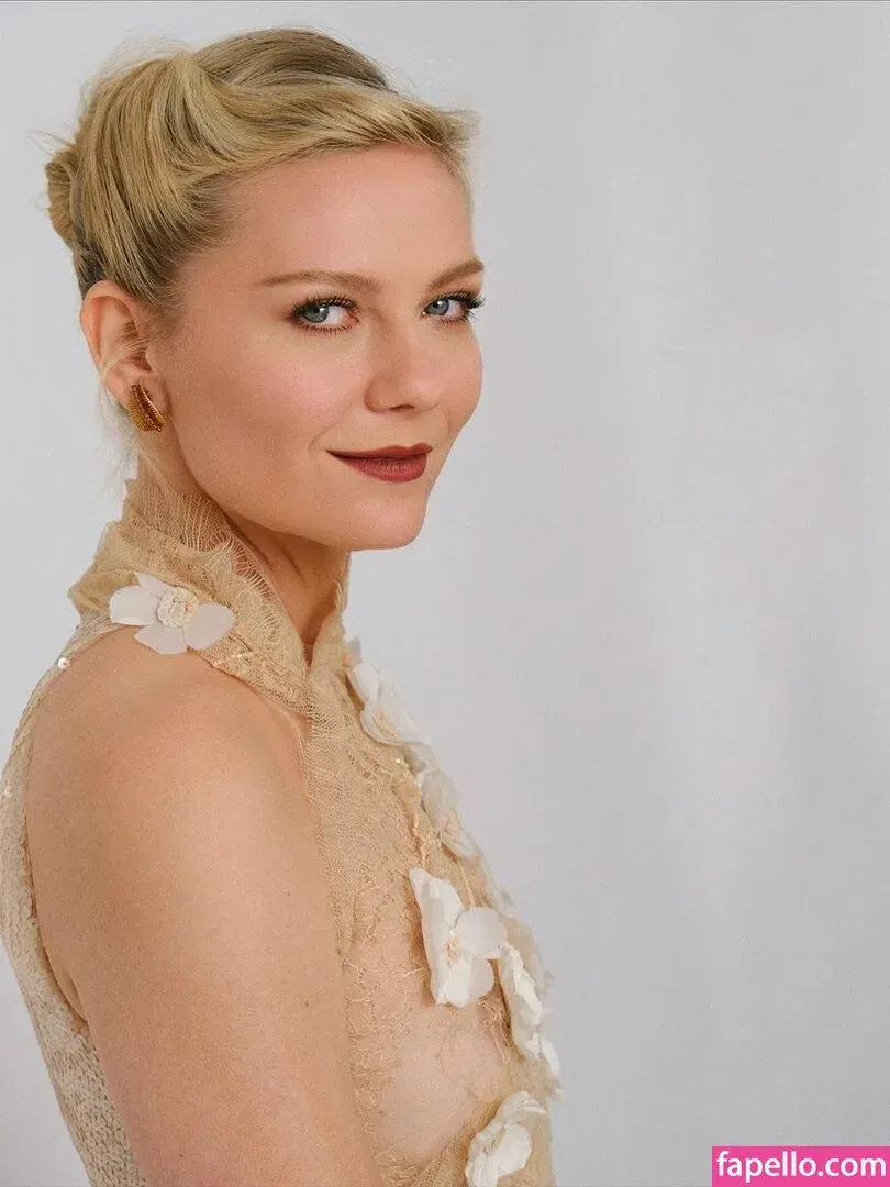 Kirsten Dunst Onlyfans Photo Gallery 