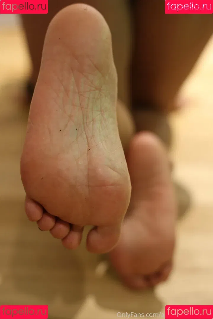 asianfootworship Onlyfans Photo Gallery 