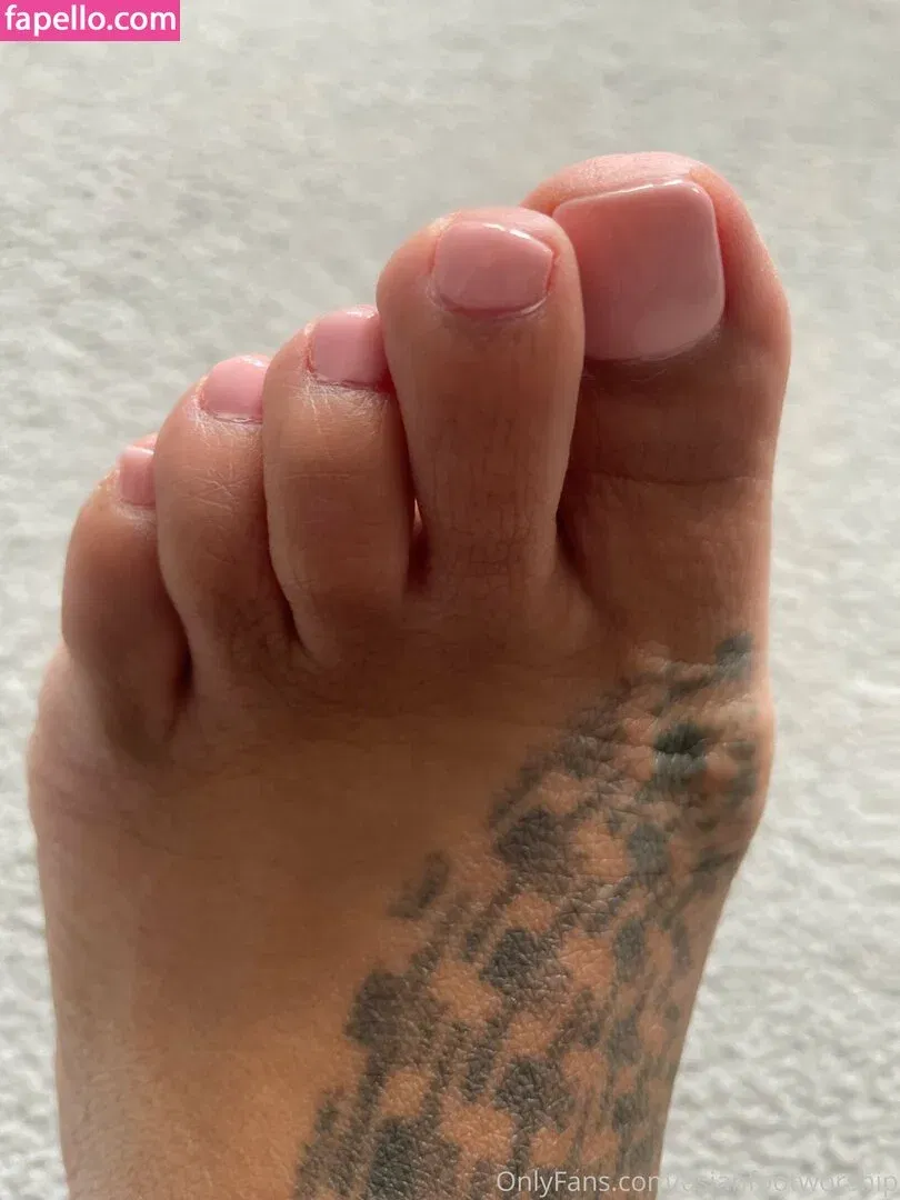 asianfootworship Onlyfans Photo Gallery 