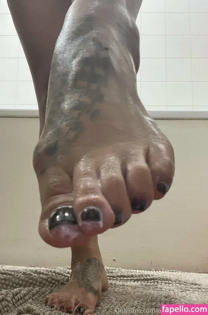 asianfootworship Onlyfans Photo Gallery 