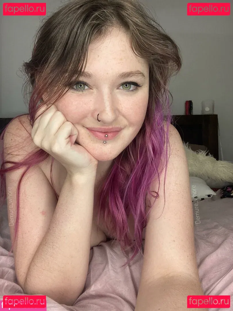 Molly Demure Onlyfans Photo Gallery 