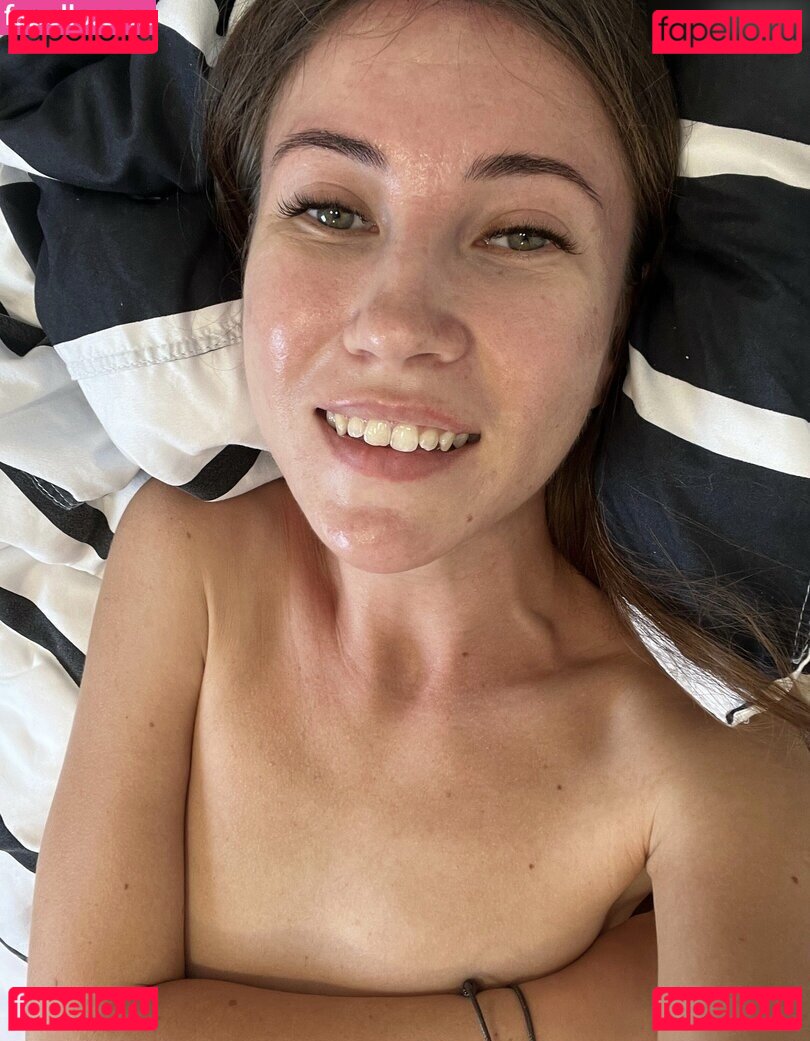 Elina_re_vip / elinatwitch Onlyfans Photo Gallery 