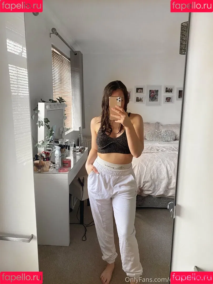 CutePowerLegs Onlyfans Photo Gallery 