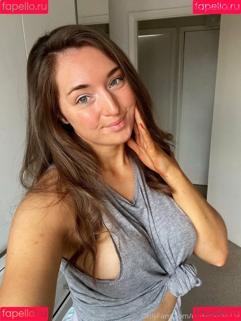 CutePowerLegs Onlyfans Photo Gallery 