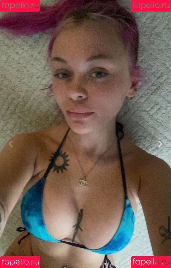 CutePowerLegs Onlyfans Photo Gallery 