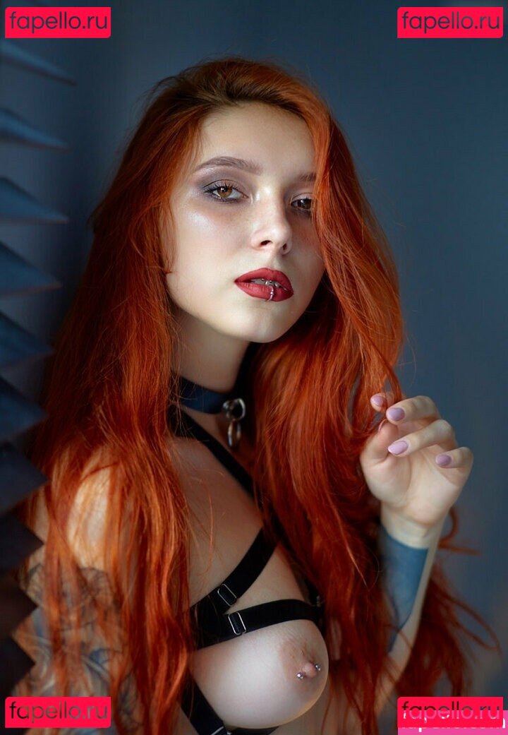 roskosh / roskosh_official Onlyfans Photo Gallery 