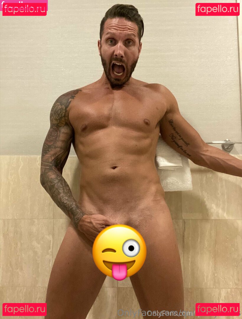 quintonjames / thequintonjameslife Onlyfans Photo Gallery 