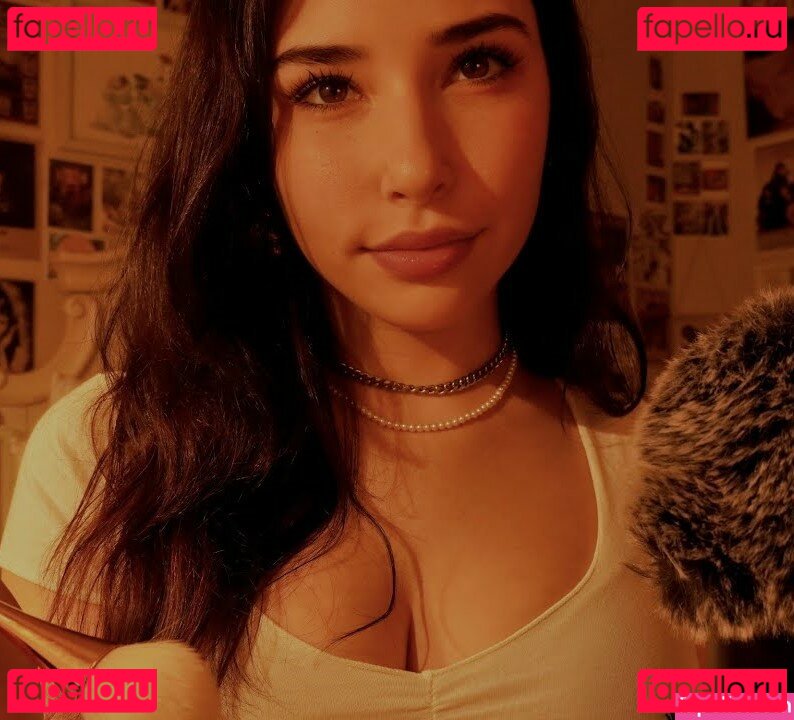 Pea Asmr / asmr_peaches_one / peasandpies Onlyfans Photo Gallery 