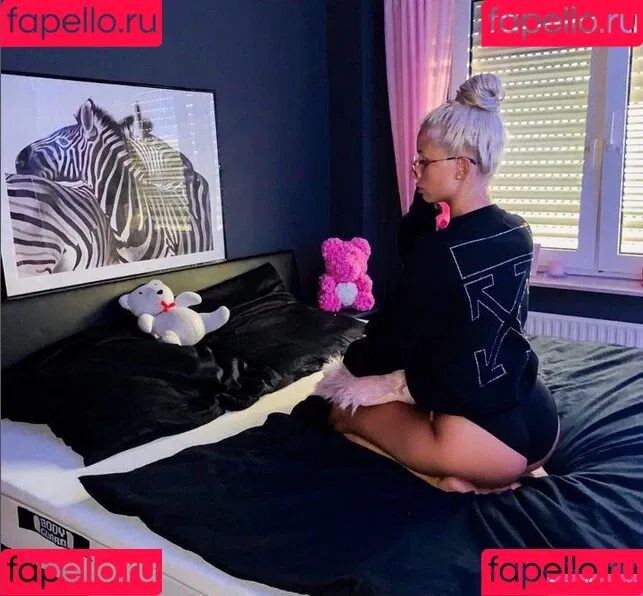 Carina Spack Onlyfans Photo Gallery 