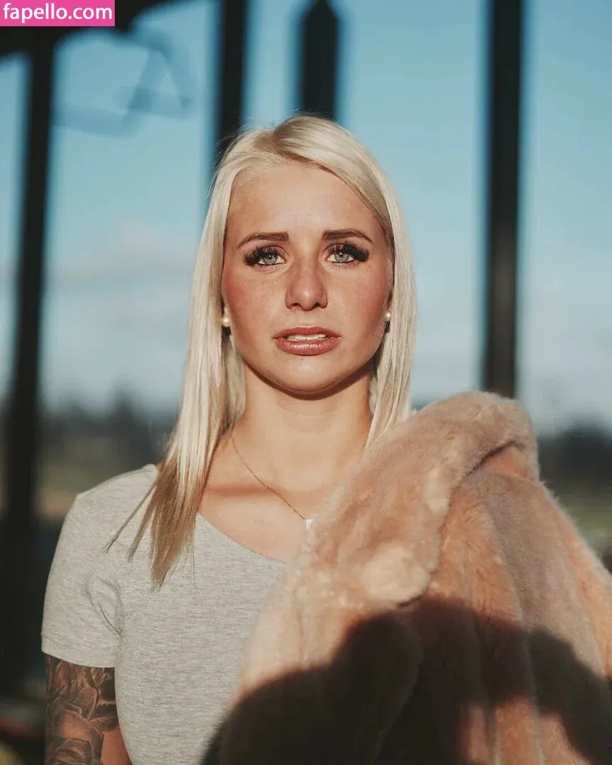 Carina Spack Onlyfans Photo Gallery 