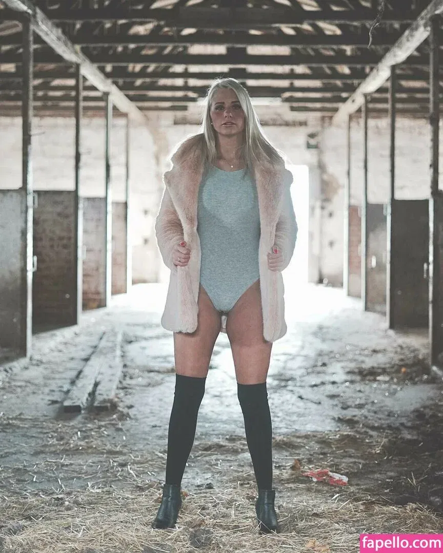 Carina Spack Onlyfans Photo Gallery 