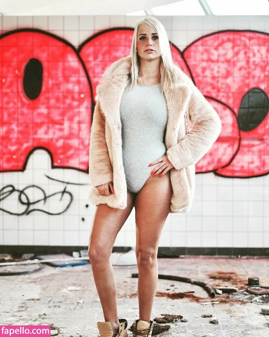 Carina Spack Onlyfans Photo Gallery 