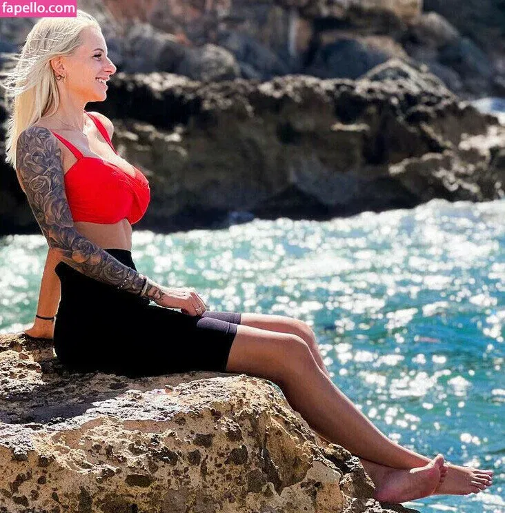 Carina Spack Onlyfans Photo Gallery 