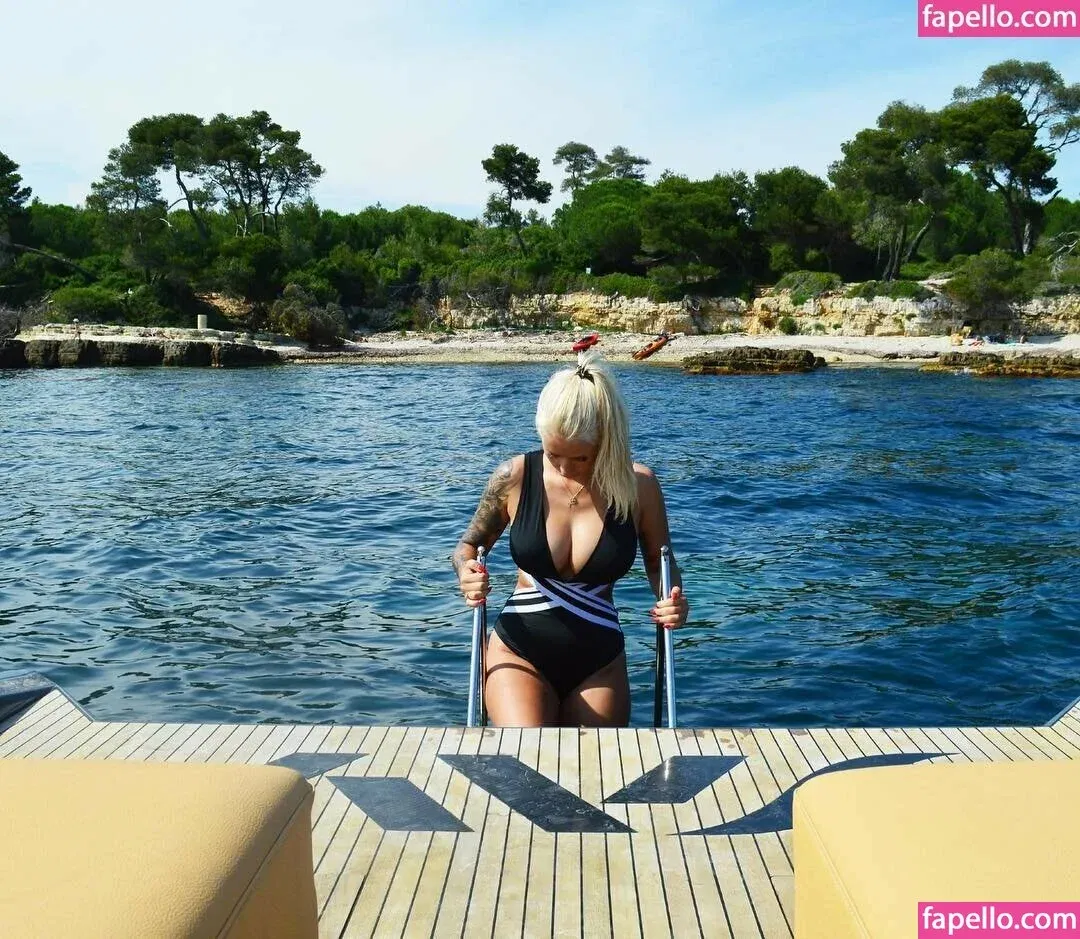 Carina Spack Onlyfans Photo Gallery 