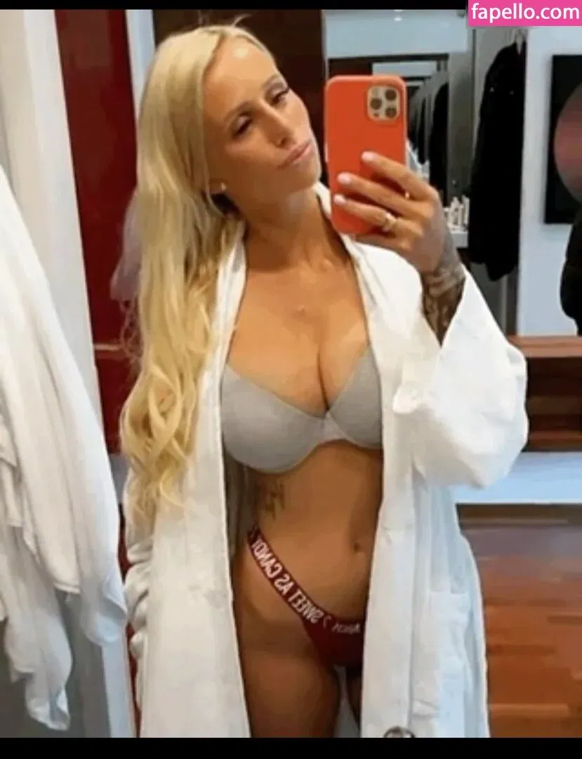 Carina Spack Onlyfans Photo Gallery 