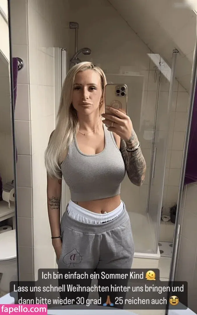 Carina Spack Onlyfans Photo Gallery 