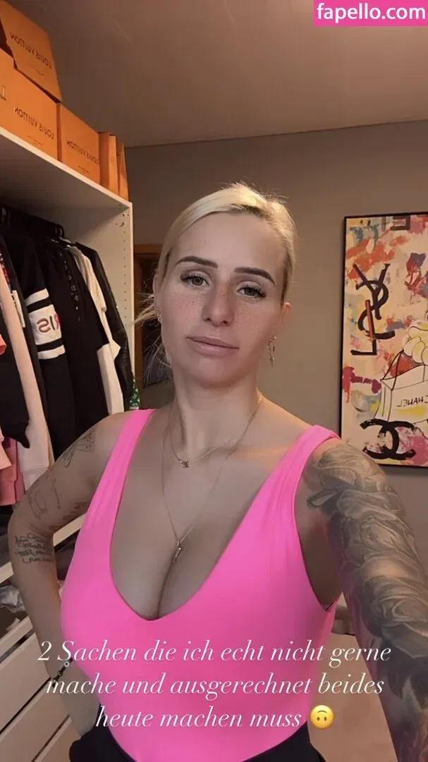 Carina Spack Onlyfans Photo Gallery 