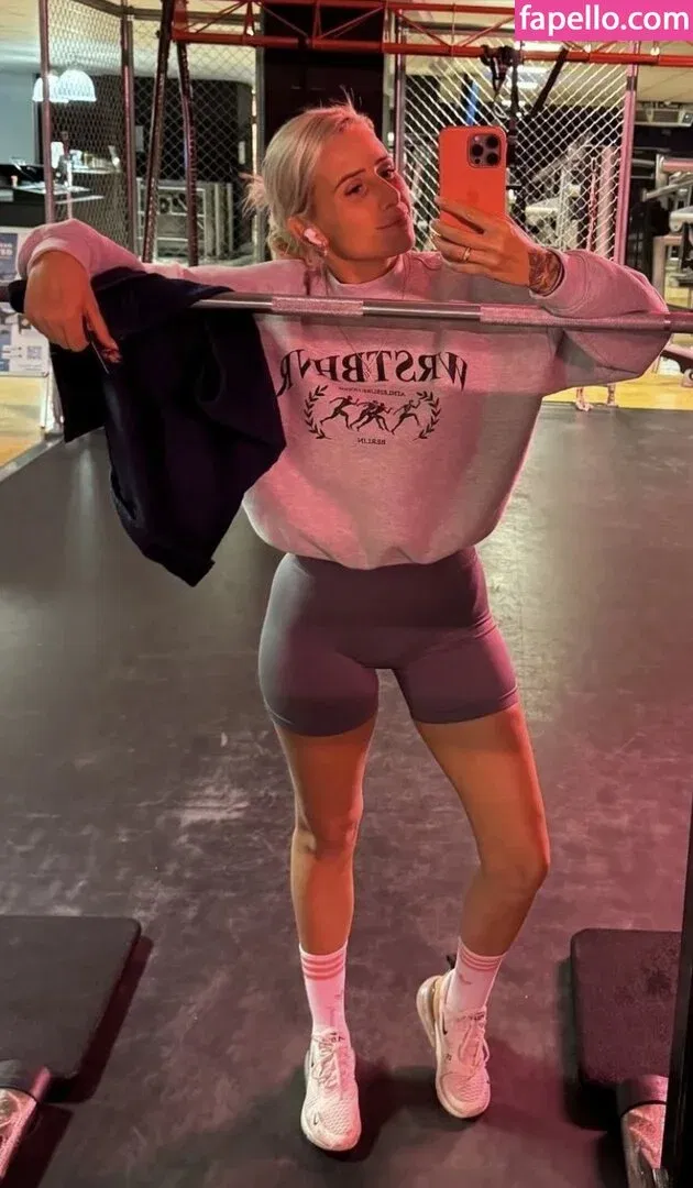 Carina Spack Onlyfans Photo Gallery 