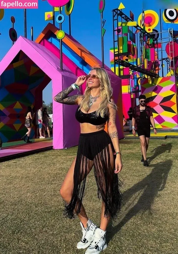 Carina Spack Onlyfans Photo Gallery 