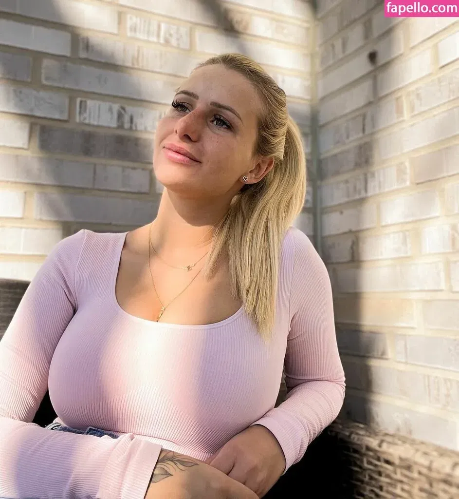 Carina Spack Onlyfans Photo Gallery 