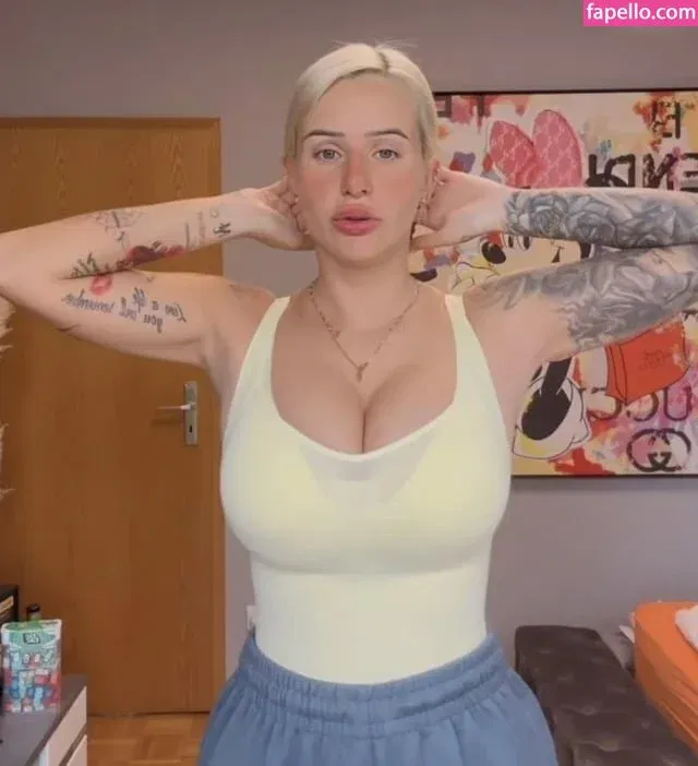 Carina Spack Onlyfans Photo Gallery 