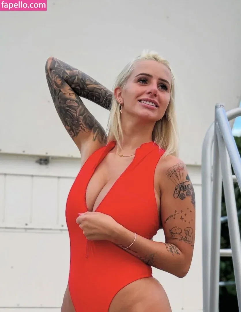 Carina Spack Onlyfans Photo Gallery 