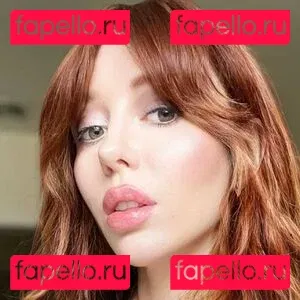 Christine Bridgette Onlyfans Photo Gallery 