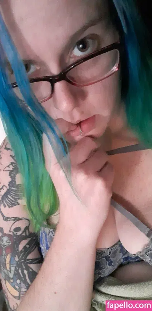 smo-licious Onlyfans Photo Gallery 