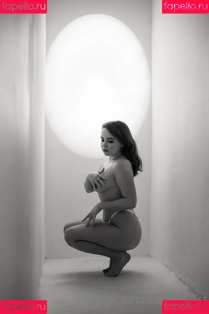 anast_ass11 Onlyfans Photo Gallery 