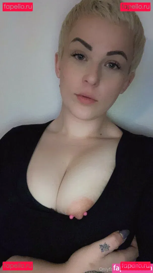 trashbuns Onlyfans Photo Gallery 