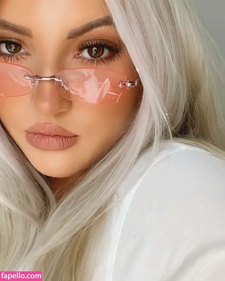 Shona Colson Onlyfans Photo Gallery 