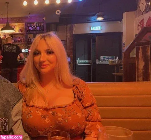 Shona Colson Onlyfans Photo Gallery 