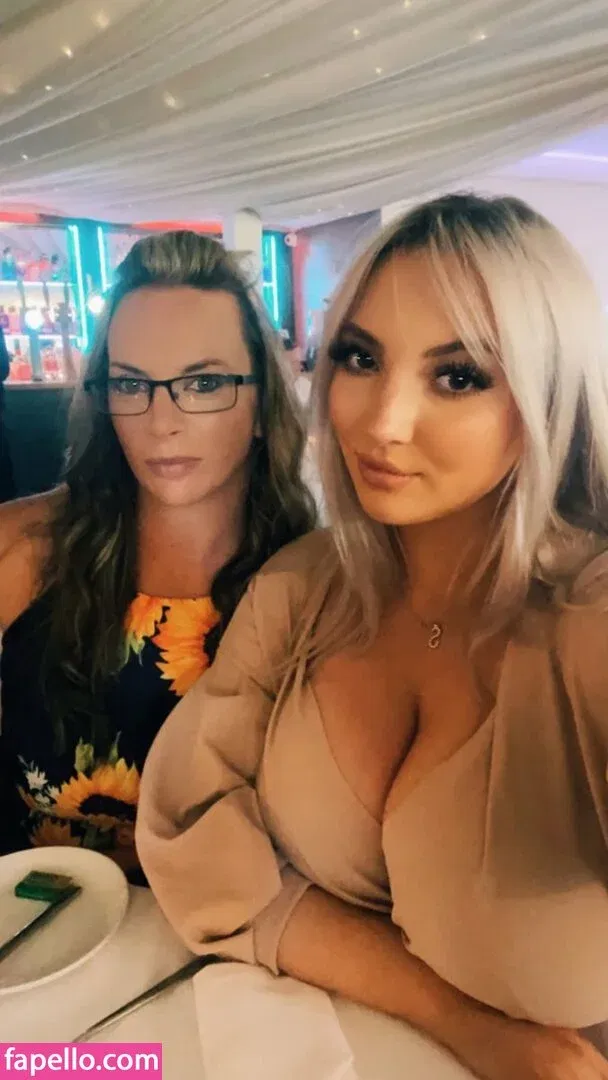 Shona Colson Onlyfans Photo Gallery 