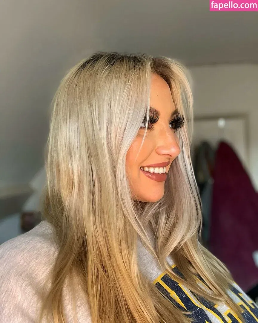 Shona Colson Onlyfans Photo Gallery 