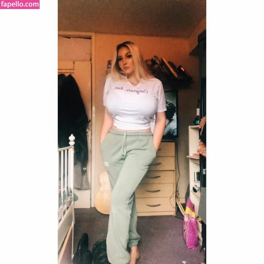 Shona Colson Onlyfans Photo Gallery 