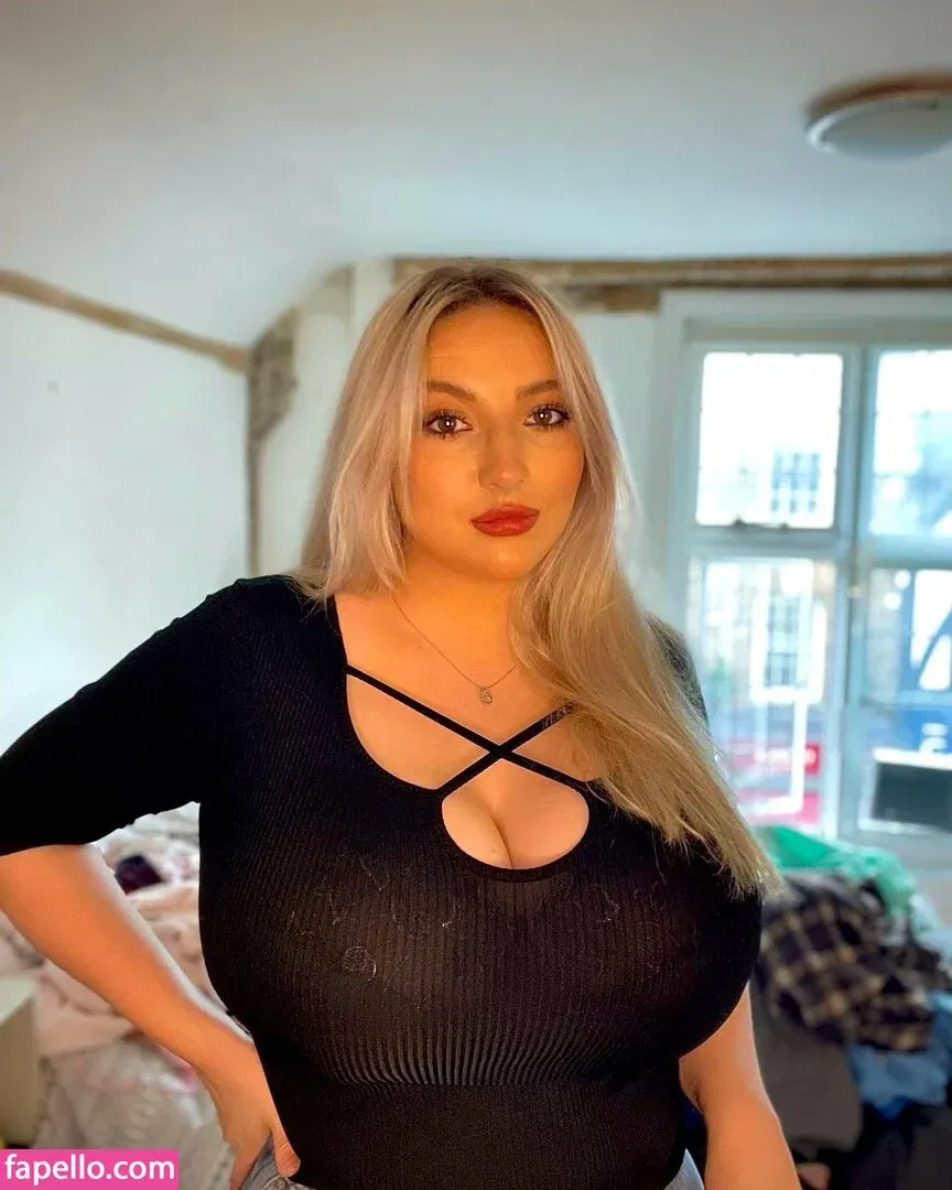 Shona Colson Onlyfans Photo Gallery 