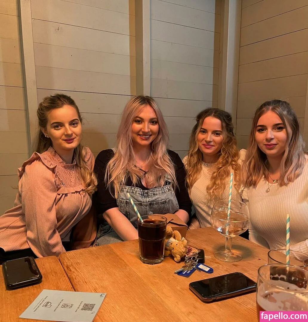 Shona Colson Onlyfans Photo Gallery 