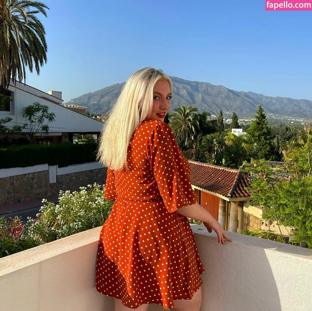 Shona Colson Onlyfans Photo Gallery 